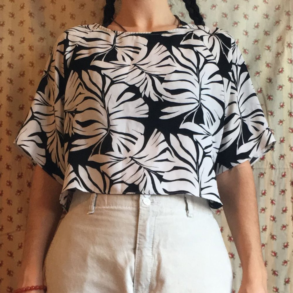 BAR III B&W Tropical Print Crop Top